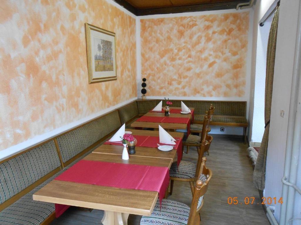 Weinhaus Hotel Zum Josefshof Graach Exterior foto