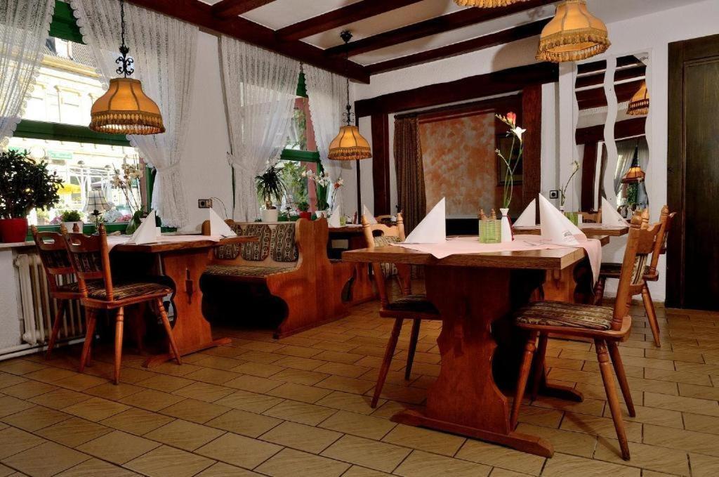 Weinhaus Hotel Zum Josefshof Graach Exterior foto
